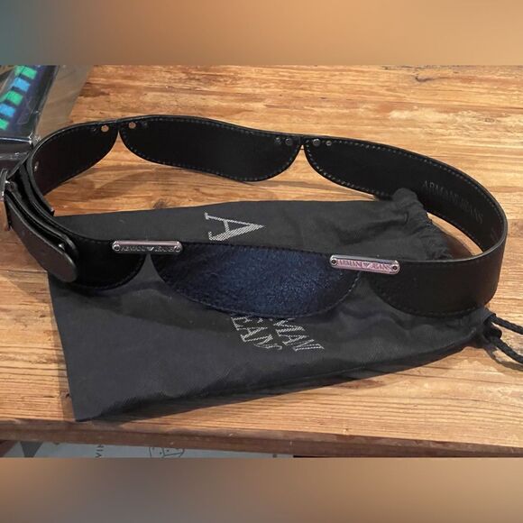 Armani Jeans Black Leather Belt. - Picture 6 of 6